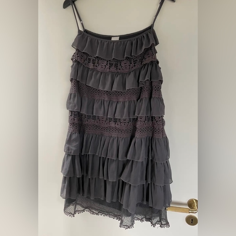 Gorgeous OXMO Grey Layered Overlay Tier Ruffle Dress 😍 -EUC Size M🍂​ - Picture 13 of 13